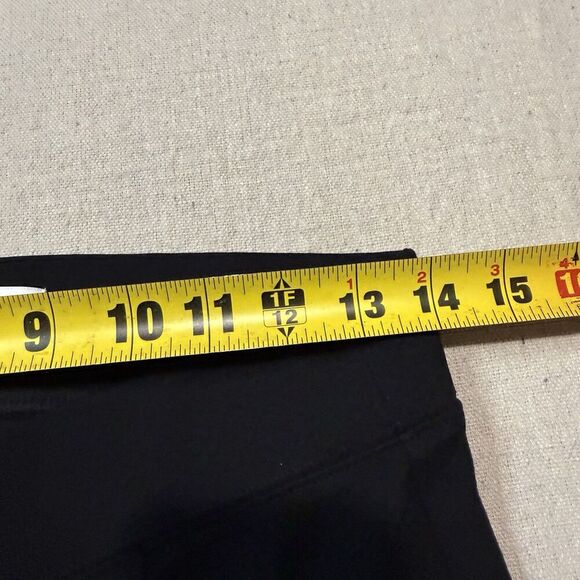 Old Navy Stevie Flare Extra High Rise Black Pull On Capri Pants Womens Size M - Picture 5 of 6